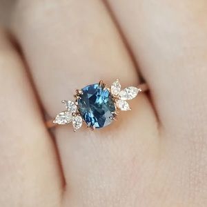 NEW Blue Sapphire Rose Gold Elegant Trendy Wedding Anniversary Evening Ring